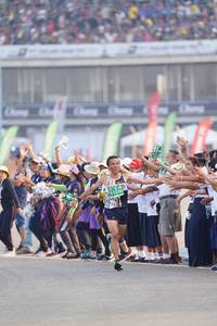 BIB: 
                            <button type="button" onclick="openModal(10476499)" class="btn btn-primary btn-sm float-right btn-popup" data-toggle="modal" data-target=".modal-high-quality">
                        <i class="fas fa-shopping-cart"></i> Add to Cart
                    </button>
                                            <button type="button" onclick="isThisMe(10476499, true)" class="btn btn-success btn-sm float-right btn-popup btn-isme hidden" data-toggle="tooltip" data-placement="bottom" title="นี่คือรูปของคุณใช่ไหม คลิกที่นี่เพื่อเอาเข้าอัลบั้ม">
                        <i class="fas fa-plus"></i> Add to album
                    </button>
                    <button type="button" onclick="isThisMe(10476499, false)" class="btn btn-warning btn-sm float-right btn-popup btn-isnotme hidden">
                        <i class="fas fa-ban"></i> Remove from album
                    </button>