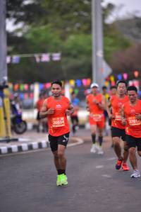 BIB: 260, 26034, 2701
                            <button type="button" onclick="openModal(12873421)" class="btn btn-primary btn-sm float-right btn-popup" data-toggle="modal" data-target=".modal-high-quality">
                        <i class="fas fa-shopping-cart"></i> Add to Cart
                    </button>
                                            <button type="button" onclick="isThisMe(12873421, true)" class="btn btn-success btn-sm float-right btn-popup btn-isme hidden" data-toggle="tooltip" data-placement="bottom" title="นี่คือรูปของคุณใช่ไหม คลิกที่นี่เพื่อเอาเข้าอัลบั้ม">
                        <i class="fas fa-plus"></i> Add to album
                    </button>
                    <button type="button" onclick="isThisMe(12873421, false)" class="btn btn-warning btn-sm float-right btn-popup btn-isnotme hidden">
                        <i class="fas fa-ban"></i> Remove from album
                    </button>