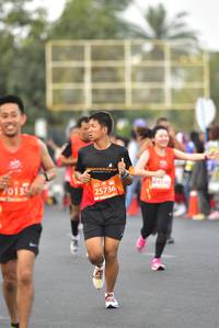 BIB: 24550, 013, 25736
                            <button type="button" onclick="openModal(12877015)" class="btn btn-primary btn-sm float-right btn-popup" data-toggle="modal" data-target=".modal-high-quality">
                        <i class="fas fa-shopping-cart"></i> Add to Cart
                    </button>
                                            <button type="button" onclick="isThisMe(12877015, true)" class="btn btn-success btn-sm float-right btn-popup btn-isme hidden" data-toggle="tooltip" data-placement="bottom" title="นี่คือรูปของคุณใช่ไหม คลิกที่นี่เพื่อเอาเข้าอัลบั้ม">
                        <i class="fas fa-plus"></i> Add to album
                    </button>
                    <button type="button" onclick="isThisMe(12877015, false)" class="btn btn-warning btn-sm float-right btn-popup btn-isnotme hidden">
                        <i class="fas fa-ban"></i> Remove from album
                    </button>