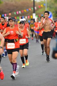 BIB: 23254, 29130
                            <button type="button" onclick="openModal(12876886)" class="btn btn-primary btn-sm float-right btn-popup" data-toggle="modal" data-target=".modal-high-quality">
                        <i class="fas fa-shopping-cart"></i> Add to Cart
                    </button>
                                            <button type="button" onclick="isThisMe(12876886, true)" class="btn btn-success btn-sm float-right btn-popup btn-isme hidden" data-toggle="tooltip" data-placement="bottom" title="นี่คือรูปของคุณใช่ไหม คลิกที่นี่เพื่อเอาเข้าอัลบั้ม">
                        <i class="fas fa-plus"></i> Add to album
                    </button>
                    <button type="button" onclick="isThisMe(12876886, false)" class="btn btn-warning btn-sm float-right btn-popup btn-isnotme hidden">
                        <i class="fas fa-ban"></i> Remove from album
                    </button>