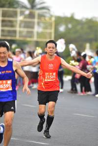 BIB: 21503, 26595
                            <button type="button" onclick="openModal(12876915)" class="btn btn-primary btn-sm float-right btn-popup" data-toggle="modal" data-target=".modal-high-quality">
                        <i class="fas fa-shopping-cart"></i> Add to Cart
                    </button>
                                            <button type="button" onclick="isThisMe(12876915, true)" class="btn btn-success btn-sm float-right btn-popup btn-isme hidden" data-toggle="tooltip" data-placement="bottom" title="นี่คือรูปของคุณใช่ไหม คลิกที่นี่เพื่อเอาเข้าอัลบั้ม">
                        <i class="fas fa-plus"></i> Add to album
                    </button>
                    <button type="button" onclick="isThisMe(12876915, false)" class="btn btn-warning btn-sm float-right btn-popup btn-isnotme hidden">
                        <i class="fas fa-ban"></i> Remove from album
                    </button>