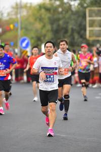 BIB: 185, 0492
                            <button type="button" onclick="openModal(12877137)" class="btn btn-primary btn-sm float-right btn-popup" data-toggle="modal" data-target=".modal-high-quality">
                        <i class="fas fa-shopping-cart"></i> Add to Cart
                    </button>
                                            <button type="button" onclick="isThisMe(12877137, true)" class="btn btn-success btn-sm float-right btn-popup btn-isme hidden" data-toggle="tooltip" data-placement="bottom" title="นี่คือรูปของคุณใช่ไหม คลิกที่นี่เพื่อเอาเข้าอัลบั้ม">
                        <i class="fas fa-plus"></i> Add to album
                    </button>
                    <button type="button" onclick="isThisMe(12877137, false)" class="btn btn-warning btn-sm float-right btn-popup btn-isnotme hidden">
                        <i class="fas fa-ban"></i> Remove from album
                    </button>