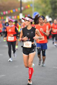 BIB: 222
                            <button type="button" onclick="openModal(12875488)" class="btn btn-primary btn-sm float-right btn-popup" data-toggle="modal" data-target=".modal-high-quality">
                        <i class="fas fa-shopping-cart"></i> Add to Cart
                    </button>
                                            <button type="button" onclick="isThisMe(12875488, true)" class="btn btn-success btn-sm float-right btn-popup btn-isme hidden" data-toggle="tooltip" data-placement="bottom" title="นี่คือรูปของคุณใช่ไหม คลิกที่นี่เพื่อเอาเข้าอัลบั้ม">
                        <i class="fas fa-plus"></i> Add to album
                    </button>
                    <button type="button" onclick="isThisMe(12875488, false)" class="btn btn-warning btn-sm float-right btn-popup btn-isnotme hidden">
                        <i class="fas fa-ban"></i> Remove from album
                    </button>
