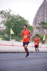 BIB: 25734, 20653
                            <button type="button" onclick="openModal(11560134)" class="btn btn-primary btn-sm float-right btn-popup" data-toggle="modal" data-target=".modal-high-quality">
                        <i class="fas fa-shopping-cart"></i> Add to Cart
                    </button>
                                            <button type="button" onclick="isThisMe(11560134, true)" class="btn btn-success btn-sm float-right btn-popup btn-isme hidden" data-toggle="tooltip" data-placement="bottom" title="นี่คือรูปของคุณใช่ไหม คลิกที่นี่เพื่อเอาเข้าอัลบั้ม">
                        <i class="fas fa-plus"></i> Add to album
                    </button>
                    <button type="button" onclick="isThisMe(11560134, false)" class="btn btn-warning btn-sm float-right btn-popup btn-isnotme hidden">
                        <i class="fas fa-ban"></i> Remove from album
                    </button>