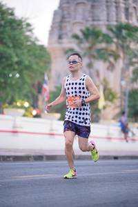 BIB: 204
                            <button type="button" onclick="openModal(11556826)" class="btn btn-primary btn-sm float-right btn-popup" data-toggle="modal" data-target=".modal-high-quality">
                        <i class="fas fa-shopping-cart"></i> Add to Cart
                    </button>
                                            <button type="button" onclick="isThisMe(11556826, true)" class="btn btn-success btn-sm float-right btn-popup btn-isme hidden" data-toggle="tooltip" data-placement="bottom" title="นี่คือรูปของคุณใช่ไหม คลิกที่นี่เพื่อเอาเข้าอัลบั้ม">
                        <i class="fas fa-plus"></i> Add to album
                    </button>
                    <button type="button" onclick="isThisMe(11556826, false)" class="btn btn-warning btn-sm float-right btn-popup btn-isnotme hidden">
                        <i class="fas fa-ban"></i> Remove from album
                    </button>