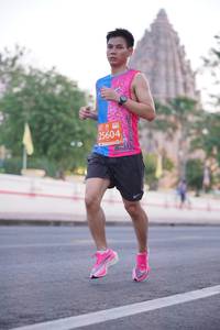 BIB: 25604
                            <button type="button" onclick="openModal(11555751)" class="btn btn-primary btn-sm float-right btn-popup" data-toggle="modal" data-target=".modal-high-quality">
                        <i class="fas fa-shopping-cart"></i> Add to Cart
                    </button>
                                            <button type="button" onclick="isThisMe(11555751, true)" class="btn btn-success btn-sm float-right btn-popup btn-isme hidden" data-toggle="tooltip" data-placement="bottom" title="นี่คือรูปของคุณใช่ไหม คลิกที่นี่เพื่อเอาเข้าอัลบั้ม">
                        <i class="fas fa-plus"></i> Add to album
                    </button>
                    <button type="button" onclick="isThisMe(11555751, false)" class="btn btn-warning btn-sm float-right btn-popup btn-isnotme hidden">
                        <i class="fas fa-ban"></i> Remove from album
                    </button>