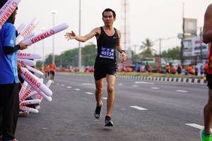 BIB: 40154
                            <button type="button" onclick="openModal(11189061)" class="btn btn-primary btn-sm float-right btn-popup" data-toggle="modal" data-target=".modal-high-quality">
                        <i class="fas fa-shopping-cart"></i> Add to Cart
                    </button>
                                            <button type="button" onclick="isThisMe(11189061, true)" class="btn btn-success btn-sm float-right btn-popup btn-isme hidden" data-toggle="tooltip" data-placement="bottom" title="นี่คือรูปของคุณใช่ไหม คลิกที่นี่เพื่อเอาเข้าอัลบั้ม">
                        <i class="fas fa-plus"></i> Add to album
                    </button>
                    <button type="button" onclick="isThisMe(11189061, false)" class="btn btn-warning btn-sm float-right btn-popup btn-isnotme hidden">
                        <i class="fas fa-ban"></i> Remove from album
                    </button>