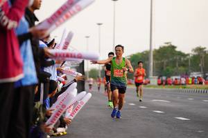 BIB: 25686, 0700
                            <button type="button" onclick="openModal(11201360)" class="btn btn-primary btn-sm float-right btn-popup" data-toggle="modal" data-target=".modal-high-quality">
                        <i class="fas fa-shopping-cart"></i> Add to Cart
                    </button>
                                            <button type="button" onclick="isThisMe(11201360, true)" class="btn btn-success btn-sm float-right btn-popup btn-isme hidden" data-toggle="tooltip" data-placement="bottom" title="นี่คือรูปของคุณใช่ไหม คลิกที่นี่เพื่อเอาเข้าอัลบั้ม">
                        <i class="fas fa-plus"></i> Add to album
                    </button>
                    <button type="button" onclick="isThisMe(11201360, false)" class="btn btn-warning btn-sm float-right btn-popup btn-isnotme hidden">
                        <i class="fas fa-ban"></i> Remove from album
                    </button>