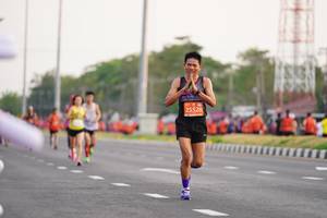 BIB: 25528
                            <button type="button" onclick="openModal(11207239)" class="btn btn-primary btn-sm float-right btn-popup" data-toggle="modal" data-target=".modal-high-quality">
                        <i class="fas fa-shopping-cart"></i> Add to Cart
                    </button>
                                            <button type="button" onclick="isThisMe(11207239, true)" class="btn btn-success btn-sm float-right btn-popup btn-isme hidden" data-toggle="tooltip" data-placement="bottom" title="นี่คือรูปของคุณใช่ไหม คลิกที่นี่เพื่อเอาเข้าอัลบั้ม">
                        <i class="fas fa-plus"></i> Add to album
                    </button>
                    <button type="button" onclick="isThisMe(11207239, false)" class="btn btn-warning btn-sm float-right btn-popup btn-isnotme hidden">
                        <i class="fas fa-ban"></i> Remove from album
                    </button>
