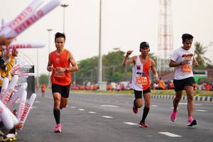 BIB: 20788, 26084, 26194
                            <button type="button" onclick="openModal(11203860)" class="btn btn-primary btn-sm float-right btn-popup" data-toggle="modal" data-target=".modal-high-quality">
                        <i class="fas fa-shopping-cart"></i> Add to Cart
                    </button>
                                            <button type="button" onclick="isThisMe(11203860, true)" class="btn btn-success btn-sm float-right btn-popup btn-isme hidden" data-toggle="tooltip" data-placement="bottom" title="นี่คือรูปของคุณใช่ไหม คลิกที่นี่เพื่อเอาเข้าอัลบั้ม">
                        <i class="fas fa-plus"></i> Add to album
                    </button>
                    <button type="button" onclick="isThisMe(11203860, false)" class="btn btn-warning btn-sm float-right btn-popup btn-isnotme hidden">
                        <i class="fas fa-ban"></i> Remove from album
                    </button>