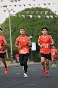 BIB: 21314, 20201
                            <button type="button" onclick="openModal(11217581)" class="btn btn-primary btn-sm float-right btn-popup" data-toggle="modal" data-target=".modal-high-quality">
                        <i class="fas fa-shopping-cart"></i> Add to Cart
                    </button>
                                            <button type="button" onclick="isThisMe(11217581, true)" class="btn btn-success btn-sm float-right btn-popup btn-isme hidden" data-toggle="tooltip" data-placement="bottom" title="นี่คือรูปของคุณใช่ไหม คลิกที่นี่เพื่อเอาเข้าอัลบั้ม">
                        <i class="fas fa-plus"></i> Add to album
                    </button>
                    <button type="button" onclick="isThisMe(11217581, false)" class="btn btn-warning btn-sm float-right btn-popup btn-isnotme hidden">
                        <i class="fas fa-ban"></i> Remove from album
                    </button>