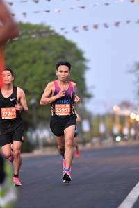 BIB: 25961, 27263
                            <button type="button" onclick="openModal(11211717)" class="btn btn-primary btn-sm float-right btn-popup" data-toggle="modal" data-target=".modal-high-quality">
                        <i class="fas fa-shopping-cart"></i> Add to Cart
                    </button>
                                            <button type="button" onclick="isThisMe(11211717, true)" class="btn btn-success btn-sm float-right btn-popup btn-isme hidden" data-toggle="tooltip" data-placement="bottom" title="นี่คือรูปของคุณใช่ไหม คลิกที่นี่เพื่อเอาเข้าอัลบั้ม">
                        <i class="fas fa-plus"></i> Add to album
                    </button>
                    <button type="button" onclick="isThisMe(11211717, false)" class="btn btn-warning btn-sm float-right btn-popup btn-isnotme hidden">
                        <i class="fas fa-ban"></i> Remove from album
                    </button>