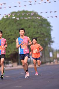 BIB: 0678, 26219, 207
                            <button type="button" onclick="openModal(11211543)" class="btn btn-primary btn-sm float-right btn-popup" data-toggle="modal" data-target=".modal-high-quality">
                        <i class="fas fa-shopping-cart"></i> Add to Cart
                    </button>
                                            <button type="button" onclick="isThisMe(11211543, true)" class="btn btn-success btn-sm float-right btn-popup btn-isme hidden" data-toggle="tooltip" data-placement="bottom" title="นี่คือรูปของคุณใช่ไหม คลิกที่นี่เพื่อเอาเข้าอัลบั้ม">
                        <i class="fas fa-plus"></i> Add to album
                    </button>
                    <button type="button" onclick="isThisMe(11211543, false)" class="btn btn-warning btn-sm float-right btn-popup btn-isnotme hidden">
                        <i class="fas fa-ban"></i> Remove from album
                    </button>