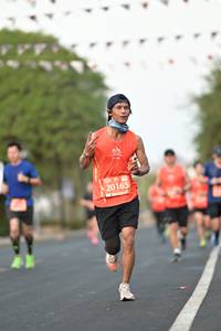BIB: 20165
                            <button type="button" onclick="openModal(11266980)" class="btn btn-primary btn-sm float-right btn-popup" data-toggle="modal" data-target=".modal-high-quality">
                        <i class="fas fa-shopping-cart"></i> Add to Cart
                    </button>
                                            <button type="button" onclick="isThisMe(11266980, true)" class="btn btn-success btn-sm float-right btn-popup btn-isme hidden" data-toggle="tooltip" data-placement="bottom" title="นี่คือรูปของคุณใช่ไหม คลิกที่นี่เพื่อเอาเข้าอัลบั้ม">
                        <i class="fas fa-plus"></i> Add to album
                    </button>
                    <button type="button" onclick="isThisMe(11266980, false)" class="btn btn-warning btn-sm float-right btn-popup btn-isnotme hidden">
                        <i class="fas fa-ban"></i> Remove from album
                    </button>