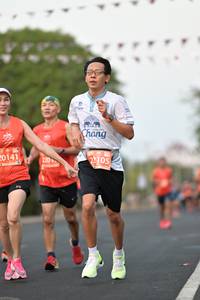 BIB: 20141, 22105, 220
                            <button type="button" onclick="openModal(11262324)" class="btn btn-primary btn-sm float-right btn-popup" data-toggle="modal" data-target=".modal-high-quality">
                        <i class="fas fa-shopping-cart"></i> Add to Cart
                    </button>
                                            <button type="button" onclick="isThisMe(11262324, true)" class="btn btn-success btn-sm float-right btn-popup btn-isme hidden" data-toggle="tooltip" data-placement="bottom" title="นี่คือรูปของคุณใช่ไหม คลิกที่นี่เพื่อเอาเข้าอัลบั้ม">
                        <i class="fas fa-plus"></i> Add to album
                    </button>
                    <button type="button" onclick="isThisMe(11262324, false)" class="btn btn-warning btn-sm float-right btn-popup btn-isnotme hidden">
                        <i class="fas fa-ban"></i> Remove from album
                    </button>