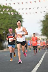 BIB: 260
                            <button type="button" onclick="openModal(11259518)" class="btn btn-primary btn-sm float-right btn-popup" data-toggle="modal" data-target=".modal-high-quality">
                        <i class="fas fa-shopping-cart"></i> Add to Cart
                    </button>
                                            <button type="button" onclick="isThisMe(11259518, true)" class="btn btn-success btn-sm float-right btn-popup btn-isme hidden" data-toggle="tooltip" data-placement="bottom" title="นี่คือรูปของคุณใช่ไหม คลิกที่นี่เพื่อเอาเข้าอัลบั้ม">
                        <i class="fas fa-plus"></i> Add to album
                    </button>
                    <button type="button" onclick="isThisMe(11259518, false)" class="btn btn-warning btn-sm float-right btn-popup btn-isnotme hidden">
                        <i class="fas fa-ban"></i> Remove from album
                    </button>