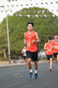 BIB: 306
                            <button type="button" onclick="openModal(11266121)" class="btn btn-primary btn-sm float-right btn-popup" data-toggle="modal" data-target=".modal-high-quality">
                        <i class="fas fa-shopping-cart"></i> Add to Cart
                    </button>
                                            <button type="button" onclick="isThisMe(11266121, true)" class="btn btn-success btn-sm float-right btn-popup btn-isme hidden" data-toggle="tooltip" data-placement="bottom" title="นี่คือรูปของคุณใช่ไหม คลิกที่นี่เพื่อเอาเข้าอัลบั้ม">
                        <i class="fas fa-plus"></i> Add to album
                    </button>
                    <button type="button" onclick="isThisMe(11266121, false)" class="btn btn-warning btn-sm float-right btn-popup btn-isnotme hidden">
                        <i class="fas fa-ban"></i> Remove from album
                    </button>