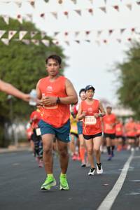 BIB: 28841
                            <button type="button" onclick="openModal(11285877)" class="btn btn-primary btn-sm float-right btn-popup" data-toggle="modal" data-target=".modal-high-quality">
                        <i class="fas fa-shopping-cart"></i> Add to Cart
                    </button>
                                            <button type="button" onclick="isThisMe(11285877, true)" class="btn btn-success btn-sm float-right btn-popup btn-isme hidden" data-toggle="tooltip" data-placement="bottom" title="นี่คือรูปของคุณใช่ไหม คลิกที่นี่เพื่อเอาเข้าอัลบั้ม">
                        <i class="fas fa-plus"></i> Add to album
                    </button>
                    <button type="button" onclick="isThisMe(11285877, false)" class="btn btn-warning btn-sm float-right btn-popup btn-isnotme hidden">
                        <i class="fas fa-ban"></i> Remove from album
                    </button>