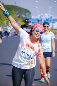 BIB: 211, 42195
                            <button type="button" onclick="openModal(10534497)" class="btn btn-primary btn-sm float-right btn-popup" data-toggle="modal" data-target=".modal-high-quality">
                        <i class="fas fa-shopping-cart"></i> Add to Cart
                    </button>
                                            <button type="button" onclick="isThisMe(10534497, true)" class="btn btn-success btn-sm float-right btn-popup btn-isme hidden" data-toggle="tooltip" data-placement="bottom" title="นี่คือรูปของคุณใช่ไหม คลิกที่นี่เพื่อเอาเข้าอัลบั้ม">
                        <i class="fas fa-plus"></i> Add to album
                    </button>
                    <button type="button" onclick="isThisMe(10534497, false)" class="btn btn-warning btn-sm float-right btn-popup btn-isnotme hidden">
                        <i class="fas fa-ban"></i> Remove from album
                    </button>