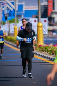 BIB: 42195, 29327, 157
                            <button type="button" onclick="openModal(10534208)" class="btn btn-primary btn-sm float-right btn-popup" data-toggle="modal" data-target=".modal-high-quality">
                        <i class="fas fa-shopping-cart"></i> Add to Cart
                    </button>
                                            <button type="button" onclick="isThisMe(10534208, true)" class="btn btn-success btn-sm float-right btn-popup btn-isme hidden" data-toggle="tooltip" data-placement="bottom" title="นี่คือรูปของคุณใช่ไหม คลิกที่นี่เพื่อเอาเข้าอัลบั้ม">
                        <i class="fas fa-plus"></i> Add to album
                    </button>
                    <button type="button" onclick="isThisMe(10534208, false)" class="btn btn-warning btn-sm float-right btn-popup btn-isnotme hidden">
                        <i class="fas fa-ban"></i> Remove from album
                    </button>