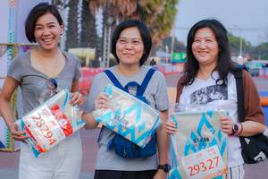 BIB: 29327, 28294
                            <button type="button" onclick="openModal(10537099)" class="btn btn-primary btn-sm float-right btn-popup" data-toggle="modal" data-target=".modal-high-quality">
                        <i class="fas fa-shopping-cart"></i> Add to Cart
                    </button>
                                            <button type="button" onclick="isThisMe(10537099, true)" class="btn btn-success btn-sm float-right btn-popup btn-isme hidden" data-toggle="tooltip" data-placement="bottom" title="นี่คือรูปของคุณใช่ไหม คลิกที่นี่เพื่อเอาเข้าอัลบั้ม">
                        <i class="fas fa-plus"></i> Add to album
                    </button>
                    <button type="button" onclick="isThisMe(10537099, false)" class="btn btn-warning btn-sm float-right btn-popup btn-isnotme hidden">
                        <i class="fas fa-ban"></i> Remove from album
                    </button>