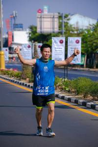 BIB: 020, 42195, 211
                            <button type="button" onclick="openModal(10534162)" class="btn btn-primary btn-sm float-right btn-popup" data-toggle="modal" data-target=".modal-high-quality">
                        <i class="fas fa-shopping-cart"></i> Add to Cart
                    </button>
                                            <button type="button" onclick="isThisMe(10534162, true)" class="btn btn-success btn-sm float-right btn-popup btn-isme hidden" data-toggle="tooltip" data-placement="bottom" title="นี่คือรูปของคุณใช่ไหม คลิกที่นี่เพื่อเอาเข้าอัลบั้ม">
                        <i class="fas fa-plus"></i> Add to album
                    </button>
                    <button type="button" onclick="isThisMe(10534162, false)" class="btn btn-warning btn-sm float-right btn-popup btn-isnotme hidden">
                        <i class="fas fa-ban"></i> Remove from album
                    </button>