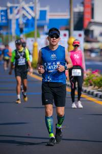 BIB: 202, 211, 42195, 44427, 100
                            <button type="button" onclick="openModal(10534184)" class="btn btn-primary btn-sm float-right btn-popup" data-toggle="modal" data-target=".modal-high-quality">
                        <i class="fas fa-shopping-cart"></i> Add to Cart
                    </button>
                                            <button type="button" onclick="isThisMe(10534184, true)" class="btn btn-success btn-sm float-right btn-popup btn-isme hidden" data-toggle="tooltip" data-placement="bottom" title="นี่คือรูปของคุณใช่ไหม คลิกที่นี่เพื่อเอาเข้าอัลบั้ม">
                        <i class="fas fa-plus"></i> Add to album
                    </button>
                    <button type="button" onclick="isThisMe(10534184, false)" class="btn btn-warning btn-sm float-right btn-popup btn-isnotme hidden">
                        <i class="fas fa-ban"></i> Remove from album
                    </button>