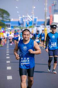 BIB: 211, 42195
                            <button type="button" onclick="openModal(10534396)" class="btn btn-primary btn-sm float-right btn-popup" data-toggle="modal" data-target=".modal-high-quality">
                        <i class="fas fa-shopping-cart"></i> Add to Cart
                    </button>
                                            <button type="button" onclick="isThisMe(10534396, true)" class="btn btn-success btn-sm float-right btn-popup btn-isme hidden" data-toggle="tooltip" data-placement="bottom" title="นี่คือรูปของคุณใช่ไหม คลิกที่นี่เพื่อเอาเข้าอัลบั้ม">
                        <i class="fas fa-plus"></i> Add to album
                    </button>
                    <button type="button" onclick="isThisMe(10534396, false)" class="btn btn-warning btn-sm float-right btn-popup btn-isnotme hidden">
                        <i class="fas fa-ban"></i> Remove from album
                    </button>