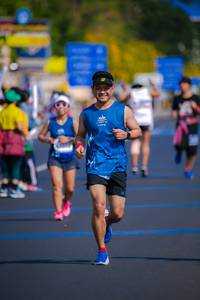 BIB: 42195, 211
                            <button type="button" onclick="openModal(10534128)" class="btn btn-primary btn-sm float-right btn-popup" data-toggle="modal" data-target=".modal-high-quality">
                        <i class="fas fa-shopping-cart"></i> Add to Cart
                    </button>
                                            <button type="button" onclick="isThisMe(10534128, true)" class="btn btn-success btn-sm float-right btn-popup btn-isme hidden" data-toggle="tooltip" data-placement="bottom" title="นี่คือรูปของคุณใช่ไหม คลิกที่นี่เพื่อเอาเข้าอัลบั้ม">
                        <i class="fas fa-plus"></i> Add to album
                    </button>
                    <button type="button" onclick="isThisMe(10534128, false)" class="btn btn-warning btn-sm float-right btn-popup btn-isnotme hidden">
                        <i class="fas fa-ban"></i> Remove from album
                    </button>