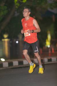 BIB: 038
                            <button type="button" onclick="openModal(12785975)" class="btn btn-primary btn-sm float-right btn-popup" data-toggle="modal" data-target=".modal-high-quality">
                        <i class="fas fa-shopping-cart"></i> Add to Cart
                    </button>
                                            <button type="button" onclick="isThisMe(12785975, true)" class="btn btn-success btn-sm float-right btn-popup btn-isme hidden" data-toggle="tooltip" data-placement="bottom" title="นี่คือรูปของคุณใช่ไหม คลิกที่นี่เพื่อเอาเข้าอัลบั้ม">
                        <i class="fas fa-plus"></i> Add to album
                    </button>
                    <button type="button" onclick="isThisMe(12785975, false)" class="btn btn-warning btn-sm float-right btn-popup btn-isnotme hidden">
                        <i class="fas fa-ban"></i> Remove from album
                    </button>