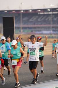 BIB: 52035, 2533
                            <button type="button" onclick="openModal(10515460)" class="btn btn-primary btn-sm float-right btn-popup" data-toggle="modal" data-target=".modal-high-quality">
                        <i class="fas fa-shopping-cart"></i> Add to Cart
                    </button>
                                            <button type="button" onclick="isThisMe(10515460, true)" class="btn btn-success btn-sm float-right btn-popup btn-isme hidden" data-toggle="tooltip" data-placement="bottom" title="นี่คือรูปของคุณใช่ไหม คลิกที่นี่เพื่อเอาเข้าอัลบั้ม">
                        <i class="fas fa-plus"></i> Add to album
                    </button>
                    <button type="button" onclick="isThisMe(10515460, false)" class="btn btn-warning btn-sm float-right btn-popup btn-isnotme hidden">
                        <i class="fas fa-ban"></i> Remove from album
                    </button>