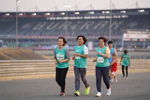 BIB: 7799, 52850, 52636
                            <button type="button" onclick="openModal(10520418)" class="btn btn-primary btn-sm float-right btn-popup" data-toggle="modal" data-target=".modal-high-quality">
                        <i class="fas fa-shopping-cart"></i> Add to Cart
                    </button>
                                            <button type="button" onclick="isThisMe(10520418, true)" class="btn btn-success btn-sm float-right btn-popup btn-isme hidden" data-toggle="tooltip" data-placement="bottom" title="นี่คือรูปของคุณใช่ไหม คลิกที่นี่เพื่อเอาเข้าอัลบั้ม">
                        <i class="fas fa-plus"></i> Add to album
                    </button>
                    <button type="button" onclick="isThisMe(10520418, false)" class="btn btn-warning btn-sm float-right btn-popup btn-isnotme hidden">
                        <i class="fas fa-ban"></i> Remove from album
                    </button>