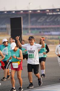 BIB: 1169, 52035, 2533
                            <button type="button" onclick="openModal(10515463)" class="btn btn-primary btn-sm float-right btn-popup" data-toggle="modal" data-target=".modal-high-quality">
                        <i class="fas fa-shopping-cart"></i> Add to Cart
                    </button>
                                            <button type="button" onclick="isThisMe(10515463, true)" class="btn btn-success btn-sm float-right btn-popup btn-isme hidden" data-toggle="tooltip" data-placement="bottom" title="นี่คือรูปของคุณใช่ไหม คลิกที่นี่เพื่อเอาเข้าอัลบั้ม">
                        <i class="fas fa-plus"></i> Add to album
                    </button>
                    <button type="button" onclick="isThisMe(10515463, false)" class="btn btn-warning btn-sm float-right btn-popup btn-isnotme hidden">
                        <i class="fas fa-ban"></i> Remove from album
                    </button>