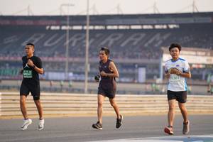 BIB: 0041, 53361
                            <button type="button" onclick="openModal(10506381)" class="btn btn-primary btn-sm float-right btn-popup" data-toggle="modal" data-target=".modal-high-quality">
                        <i class="fas fa-shopping-cart"></i> Add to Cart
                    </button>
                                            <button type="button" onclick="isThisMe(10506381, true)" class="btn btn-success btn-sm float-right btn-popup btn-isme hidden" data-toggle="tooltip" data-placement="bottom" title="นี่คือรูปของคุณใช่ไหม คลิกที่นี่เพื่อเอาเข้าอัลบั้ม">
                        <i class="fas fa-plus"></i> Add to album
                    </button>
                    <button type="button" onclick="isThisMe(10506381, false)" class="btn btn-warning btn-sm float-right btn-popup btn-isnotme hidden">
                        <i class="fas fa-ban"></i> Remove from album
                    </button>