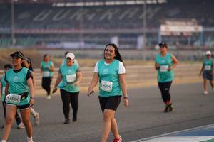 BIB: 2999, 53000
                            <button type="button" onclick="openModal(10519672)" class="btn btn-primary btn-sm float-right btn-popup" data-toggle="modal" data-target=".modal-high-quality">
                        <i class="fas fa-shopping-cart"></i> Add to Cart
                    </button>
                                            <button type="button" onclick="isThisMe(10519672, true)" class="btn btn-success btn-sm float-right btn-popup btn-isme hidden" data-toggle="tooltip" data-placement="bottom" title="นี่คือรูปของคุณใช่ไหม คลิกที่นี่เพื่อเอาเข้าอัลบั้ม">
                        <i class="fas fa-plus"></i> Add to album
                    </button>
                    <button type="button" onclick="isThisMe(10519672, false)" class="btn btn-warning btn-sm float-right btn-popup btn-isnotme hidden">
                        <i class="fas fa-ban"></i> Remove from album
                    </button>