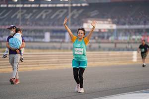 BIB: 52298
                            <button type="button" onclick="openModal(10519901)" class="btn btn-primary btn-sm float-right btn-popup" data-toggle="modal" data-target=".modal-high-quality">
                        <i class="fas fa-shopping-cart"></i> Add to Cart
                    </button>
                                            <button type="button" onclick="isThisMe(10519901, true)" class="btn btn-success btn-sm float-right btn-popup btn-isme hidden" data-toggle="tooltip" data-placement="bottom" title="นี่คือรูปของคุณใช่ไหม คลิกที่นี่เพื่อเอาเข้าอัลบั้ม">
                        <i class="fas fa-plus"></i> Add to album
                    </button>
                    <button type="button" onclick="isThisMe(10519901, false)" class="btn btn-warning btn-sm float-right btn-popup btn-isnotme hidden">
                        <i class="fas fa-ban"></i> Remove from album
                    </button>