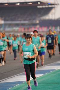 BIB: 52875
                            <button type="button" onclick="openModal(10517002)" class="btn btn-primary btn-sm float-right btn-popup" data-toggle="modal" data-target=".modal-high-quality">
                        <i class="fas fa-shopping-cart"></i> Add to Cart
                    </button>
                                            <button type="button" onclick="isThisMe(10517002, true)" class="btn btn-success btn-sm float-right btn-popup btn-isme hidden" data-toggle="tooltip" data-placement="bottom" title="นี่คือรูปของคุณใช่ไหม คลิกที่นี่เพื่อเอาเข้าอัลบั้ม">
                        <i class="fas fa-plus"></i> Add to album
                    </button>
                    <button type="button" onclick="isThisMe(10517002, false)" class="btn btn-warning btn-sm float-right btn-popup btn-isnotme hidden">
                        <i class="fas fa-ban"></i> Remove from album
                    </button>