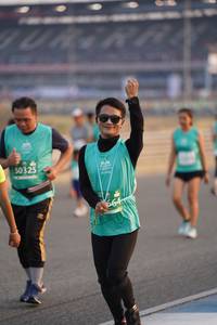 BIB: 50325
                            <button type="button" onclick="openModal(10515826)" class="btn btn-primary btn-sm float-right btn-popup" data-toggle="modal" data-target=".modal-high-quality">
                        <i class="fas fa-shopping-cart"></i> Add to Cart
                    </button>
                                            <button type="button" onclick="isThisMe(10515826, true)" class="btn btn-success btn-sm float-right btn-popup btn-isme hidden" data-toggle="tooltip" data-placement="bottom" title="นี่คือรูปของคุณใช่ไหม คลิกที่นี่เพื่อเอาเข้าอัลบั้ม">
                        <i class="fas fa-plus"></i> Add to album
                    </button>
                    <button type="button" onclick="isThisMe(10515826, false)" class="btn btn-warning btn-sm float-right btn-popup btn-isnotme hidden">
                        <i class="fas fa-ban"></i> Remove from album
                    </button>