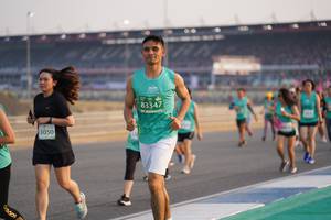 BIB: 83347, 3050
                            <button type="button" onclick="openModal(10513282)" class="btn btn-primary btn-sm float-right btn-popup" data-toggle="modal" data-target=".modal-high-quality">
                        <i class="fas fa-shopping-cart"></i> Add to Cart
                    </button>
                                            <button type="button" onclick="isThisMe(10513282, true)" class="btn btn-success btn-sm float-right btn-popup btn-isme hidden" data-toggle="tooltip" data-placement="bottom" title="นี่คือรูปของคุณใช่ไหม คลิกที่นี่เพื่อเอาเข้าอัลบั้ม">
                        <i class="fas fa-plus"></i> Add to album
                    </button>
                    <button type="button" onclick="isThisMe(10513282, false)" class="btn btn-warning btn-sm float-right btn-popup btn-isnotme hidden">
                        <i class="fas fa-ban"></i> Remove from album
                    </button>