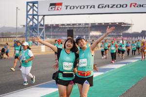 BIB: 2448, 50677
                            <button type="button" onclick="openModal(10514893)" class="btn btn-primary btn-sm float-right btn-popup" data-toggle="modal" data-target=".modal-high-quality">
                        <i class="fas fa-shopping-cart"></i> Add to Cart
                    </button>
                                            <button type="button" onclick="isThisMe(10514893, true)" class="btn btn-success btn-sm float-right btn-popup btn-isme hidden" data-toggle="tooltip" data-placement="bottom" title="นี่คือรูปของคุณใช่ไหม คลิกที่นี่เพื่อเอาเข้าอัลบั้ม">
                        <i class="fas fa-plus"></i> Add to album
                    </button>
                    <button type="button" onclick="isThisMe(10514893, false)" class="btn btn-warning btn-sm float-right btn-popup btn-isnotme hidden">
                        <i class="fas fa-ban"></i> Remove from album
                    </button>