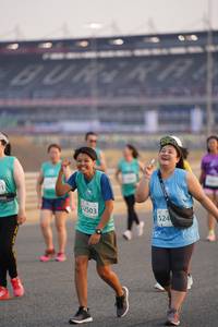 BIB: 52503, 524
                            <button type="button" onclick="openModal(10515608)" class="btn btn-primary btn-sm float-right btn-popup" data-toggle="modal" data-target=".modal-high-quality">
                        <i class="fas fa-shopping-cart"></i> Add to Cart
                    </button>
                                            <button type="button" onclick="isThisMe(10515608, true)" class="btn btn-success btn-sm float-right btn-popup btn-isme hidden" data-toggle="tooltip" data-placement="bottom" title="นี่คือรูปของคุณใช่ไหม คลิกที่นี่เพื่อเอาเข้าอัลบั้ม">
                        <i class="fas fa-plus"></i> Add to album
                    </button>
                    <button type="button" onclick="isThisMe(10515608, false)" class="btn btn-warning btn-sm float-right btn-popup btn-isnotme hidden">
                        <i class="fas fa-ban"></i> Remove from album
                    </button>