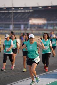 BIB: 5106
                            <button type="button" onclick="openModal(10514671)" class="btn btn-primary btn-sm float-right btn-popup" data-toggle="modal" data-target=".modal-high-quality">
                        <i class="fas fa-shopping-cart"></i> Add to Cart
                    </button>
                                            <button type="button" onclick="isThisMe(10514671, true)" class="btn btn-success btn-sm float-right btn-popup btn-isme hidden" data-toggle="tooltip" data-placement="bottom" title="นี่คือรูปของคุณใช่ไหม คลิกที่นี่เพื่อเอาเข้าอัลบั้ม">
                        <i class="fas fa-plus"></i> Add to album
                    </button>
                    <button type="button" onclick="isThisMe(10514671, false)" class="btn btn-warning btn-sm float-right btn-popup btn-isnotme hidden">
                        <i class="fas fa-ban"></i> Remove from album
                    </button>