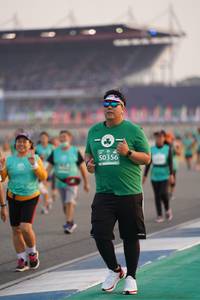 BIB: 50356
                            <button type="button" onclick="openModal(10517324)" class="btn btn-primary btn-sm float-right btn-popup" data-toggle="modal" data-target=".modal-high-quality">
                        <i class="fas fa-shopping-cart"></i> Add to Cart
                    </button>
                                            <button type="button" onclick="isThisMe(10517324, true)" class="btn btn-success btn-sm float-right btn-popup btn-isme hidden" data-toggle="tooltip" data-placement="bottom" title="นี่คือรูปของคุณใช่ไหม คลิกที่นี่เพื่อเอาเข้าอัลบั้ม">
                        <i class="fas fa-plus"></i> Add to album
                    </button>
                    <button type="button" onclick="isThisMe(10517324, false)" class="btn btn-warning btn-sm float-right btn-popup btn-isnotme hidden">
                        <i class="fas fa-ban"></i> Remove from album
                    </button>