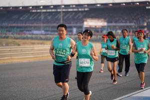 BIB: 32260, 51944, 50578
                            <button type="button" onclick="openModal(10512483)" class="btn btn-primary btn-sm float-right btn-popup" data-toggle="modal" data-target=".modal-high-quality">
                        <i class="fas fa-shopping-cart"></i> Add to Cart
                    </button>
                                            <button type="button" onclick="isThisMe(10512483, true)" class="btn btn-success btn-sm float-right btn-popup btn-isme hidden" data-toggle="tooltip" data-placement="bottom" title="นี่คือรูปของคุณใช่ไหม คลิกที่นี่เพื่อเอาเข้าอัลบั้ม">
                        <i class="fas fa-plus"></i> Add to album
                    </button>
                    <button type="button" onclick="isThisMe(10512483, false)" class="btn btn-warning btn-sm float-right btn-popup btn-isnotme hidden">
                        <i class="fas fa-ban"></i> Remove from album
                    </button>