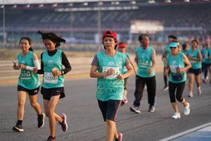 BIB: 51734, 52260
                            <button type="button" onclick="openModal(10512521)" class="btn btn-primary btn-sm float-right btn-popup" data-toggle="modal" data-target=".modal-high-quality">
                        <i class="fas fa-shopping-cart"></i> Add to Cart
                    </button>
                                            <button type="button" onclick="isThisMe(10512521, true)" class="btn btn-success btn-sm float-right btn-popup btn-isme hidden" data-toggle="tooltip" data-placement="bottom" title="นี่คือรูปของคุณใช่ไหม คลิกที่นี่เพื่อเอาเข้าอัลบั้ม">
                        <i class="fas fa-plus"></i> Add to album
                    </button>
                    <button type="button" onclick="isThisMe(10512521, false)" class="btn btn-warning btn-sm float-right btn-popup btn-isnotme hidden">
                        <i class="fas fa-ban"></i> Remove from album
                    </button>