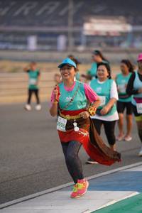 BIB: 2698
                            <button type="button" onclick="openModal(10518506)" class="btn btn-primary btn-sm float-right btn-popup" data-toggle="modal" data-target=".modal-high-quality">
                        <i class="fas fa-shopping-cart"></i> Add to Cart
                    </button>
                                            <button type="button" onclick="isThisMe(10518506, true)" class="btn btn-success btn-sm float-right btn-popup btn-isme hidden" data-toggle="tooltip" data-placement="bottom" title="นี่คือรูปของคุณใช่ไหม คลิกที่นี่เพื่อเอาเข้าอัลบั้ม">
                        <i class="fas fa-plus"></i> Add to album
                    </button>
                    <button type="button" onclick="isThisMe(10518506, false)" class="btn btn-warning btn-sm float-right btn-popup btn-isnotme hidden">
                        <i class="fas fa-ban"></i> Remove from album
                    </button>