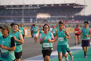 BIB: 518992, 80713, 50801, 2970
                            <button type="button" onclick="openModal(10513845)" class="btn btn-primary btn-sm float-right btn-popup" data-toggle="modal" data-target=".modal-high-quality">
                        <i class="fas fa-shopping-cart"></i> Add to Cart
                    </button>
                                            <button type="button" onclick="isThisMe(10513845, true)" class="btn btn-success btn-sm float-right btn-popup btn-isme hidden" data-toggle="tooltip" data-placement="bottom" title="นี่คือรูปของคุณใช่ไหม คลิกที่นี่เพื่อเอาเข้าอัลบั้ม">
                        <i class="fas fa-plus"></i> Add to album
                    </button>
                    <button type="button" onclick="isThisMe(10513845, false)" class="btn btn-warning btn-sm float-right btn-popup btn-isnotme hidden">
                        <i class="fas fa-ban"></i> Remove from album
                    </button>