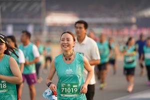 BIB: 71019
                            <button type="button" onclick="openModal(10515105)" class="btn btn-primary btn-sm float-right btn-popup" data-toggle="modal" data-target=".modal-high-quality">
                        <i class="fas fa-shopping-cart"></i> Add to Cart
                    </button>
                                            <button type="button" onclick="isThisMe(10515105, true)" class="btn btn-success btn-sm float-right btn-popup btn-isme hidden" data-toggle="tooltip" data-placement="bottom" title="นี่คือรูปของคุณใช่ไหม คลิกที่นี่เพื่อเอาเข้าอัลบั้ม">
                        <i class="fas fa-plus"></i> Add to album
                    </button>
                    <button type="button" onclick="isThisMe(10515105, false)" class="btn btn-warning btn-sm float-right btn-popup btn-isnotme hidden">
                        <i class="fas fa-ban"></i> Remove from album
                    </button>