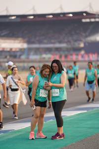 BIB: 3136, 53259
                            <button type="button" onclick="openModal(10515445)" class="btn btn-primary btn-sm float-right btn-popup" data-toggle="modal" data-target=".modal-high-quality">
                        <i class="fas fa-shopping-cart"></i> Add to Cart
                    </button>
                                            <button type="button" onclick="isThisMe(10515445, true)" class="btn btn-success btn-sm float-right btn-popup btn-isme hidden" data-toggle="tooltip" data-placement="bottom" title="นี่คือรูปของคุณใช่ไหม คลิกที่นี่เพื่อเอาเข้าอัลบั้ม">
                        <i class="fas fa-plus"></i> Add to album
                    </button>
                    <button type="button" onclick="isThisMe(10515445, false)" class="btn btn-warning btn-sm float-right btn-popup btn-isnotme hidden">
                        <i class="fas fa-ban"></i> Remove from album
                    </button>