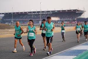 BIB: 51896, 5063, 50094, 52407
                            <button type="button" onclick="openModal(10512289)" class="btn btn-primary btn-sm float-right btn-popup" data-toggle="modal" data-target=".modal-high-quality">
                        <i class="fas fa-shopping-cart"></i> Add to Cart
                    </button>
                                            <button type="button" onclick="isThisMe(10512289, true)" class="btn btn-success btn-sm float-right btn-popup btn-isme hidden" data-toggle="tooltip" data-placement="bottom" title="นี่คือรูปของคุณใช่ไหม คลิกที่นี่เพื่อเอาเข้าอัลบั้ม">
                        <i class="fas fa-plus"></i> Add to album
                    </button>
                    <button type="button" onclick="isThisMe(10512289, false)" class="btn btn-warning btn-sm float-right btn-popup btn-isnotme hidden">
                        <i class="fas fa-ban"></i> Remove from album
                    </button>